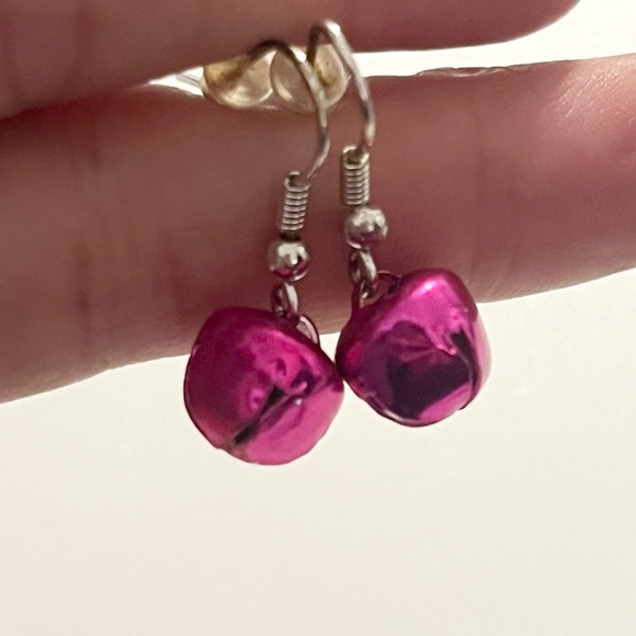 4 Vintage Sets of Holiday Christmas Jingle Bells Dangle Drop Earrings - Picture 9 of 16